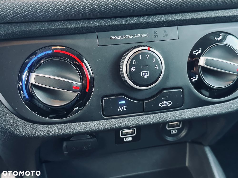 Hyundai i10 1.0 Pure - 19