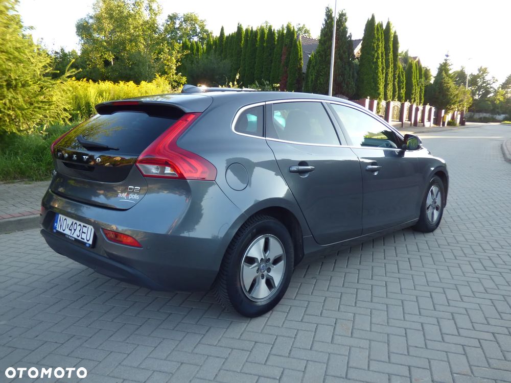 Volvo V40 D2 You - 3