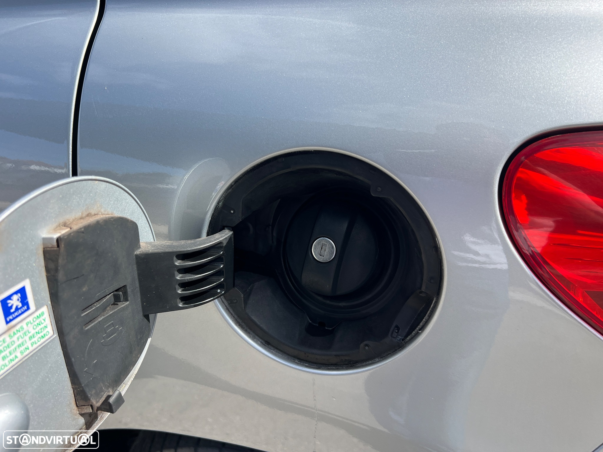 Peugeot 207 1.4 16V Open - 12