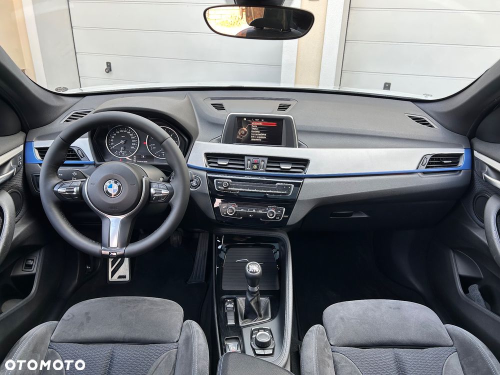 BMW X1 sDrive16d M Sport - 16