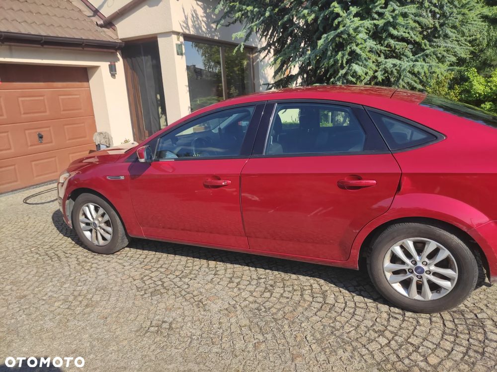 Ford Mondeo 1.6 T Ambiente - 9