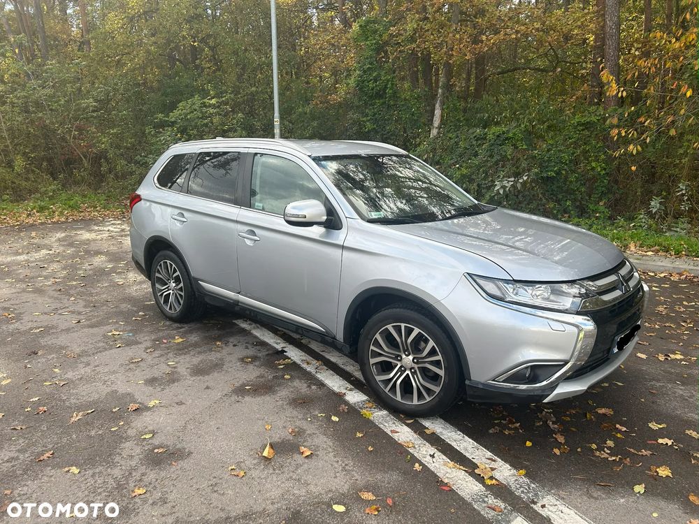 Mitsubishi Outlander 2.0 Intense + 4WD CVT - 3