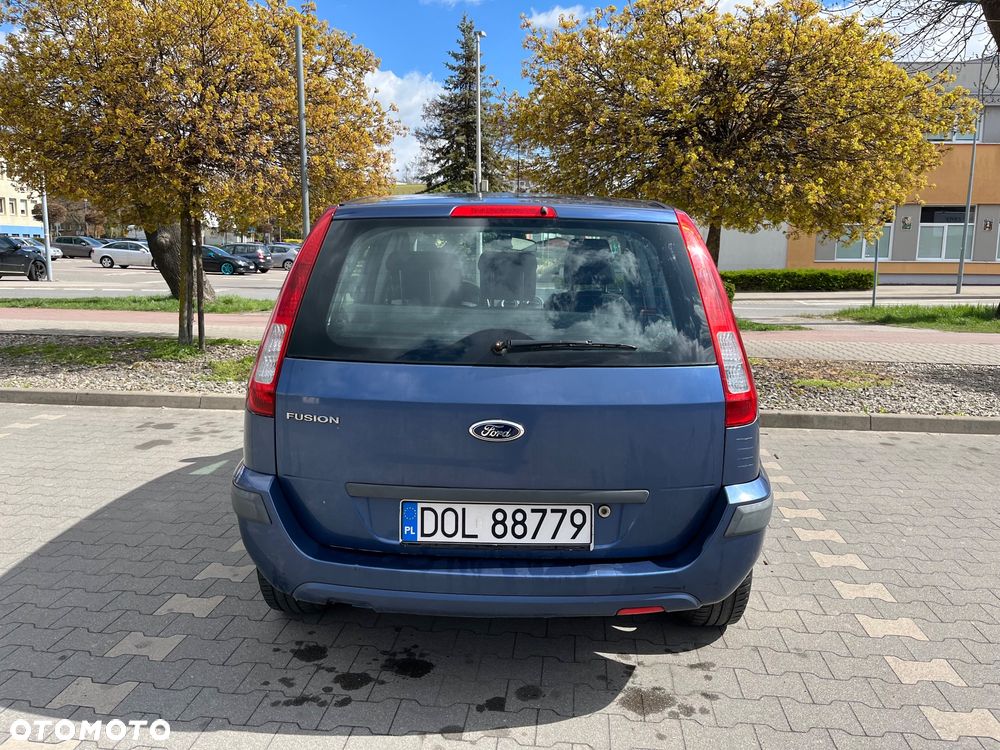 Ford Fusion - 3