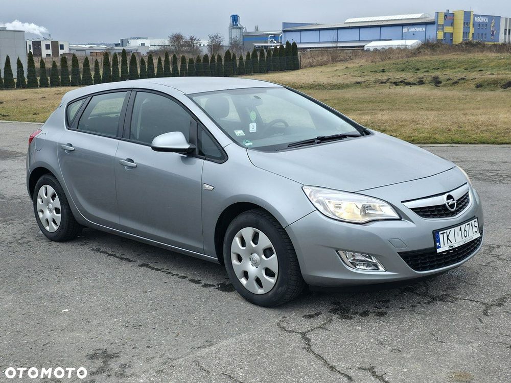 Opel Astra - 4