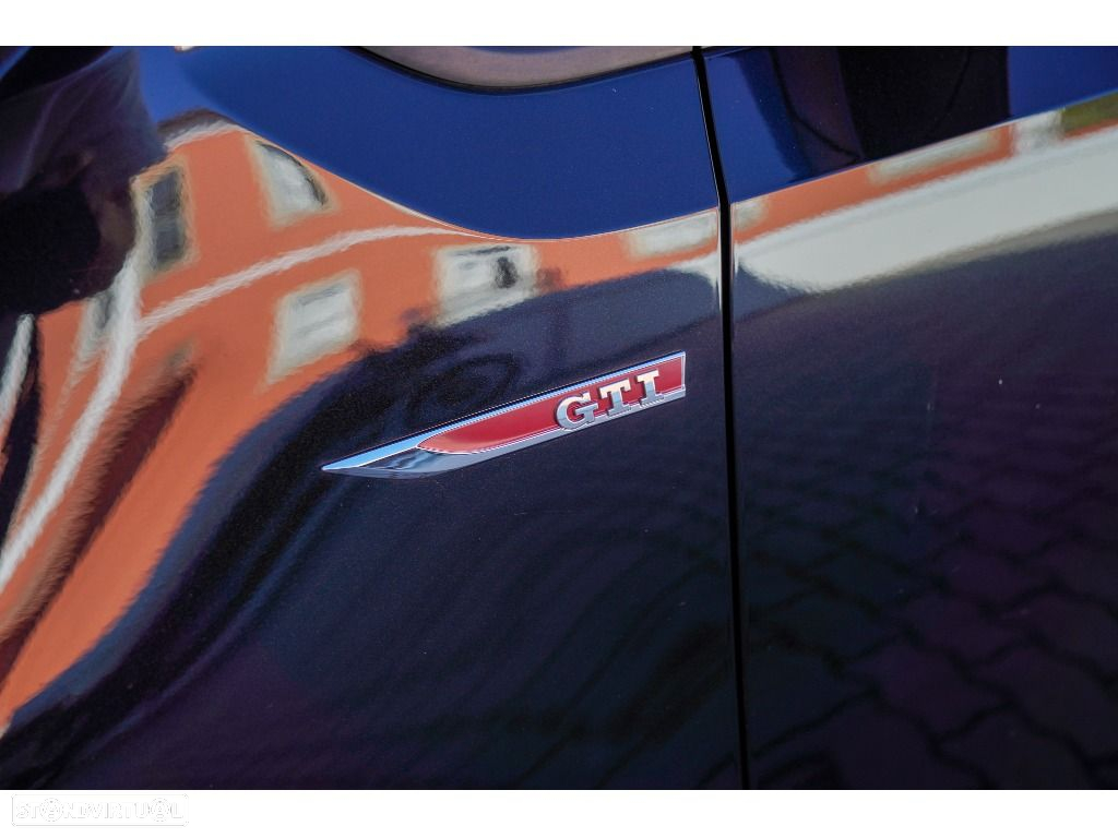 VW Up! - 15