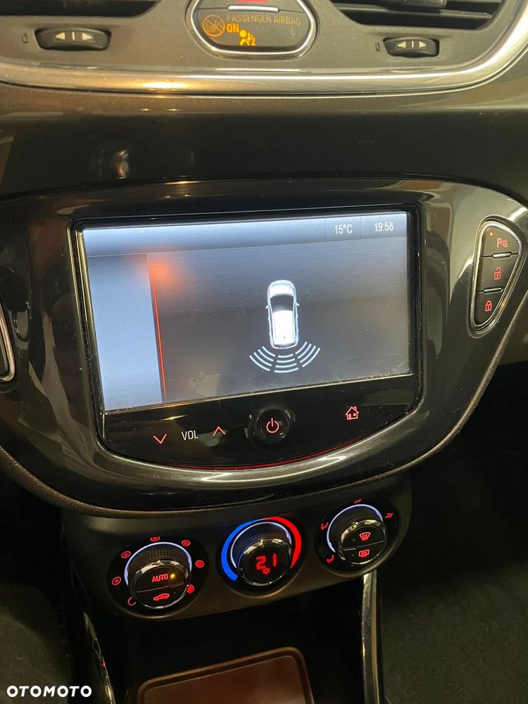 Opel Corsa 1.4 16V Cosmo - 5