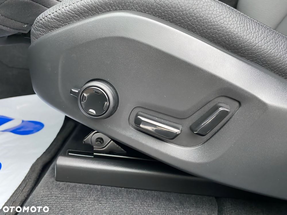 Volvo XC 60 B4 D Geartronic Inscription - 24