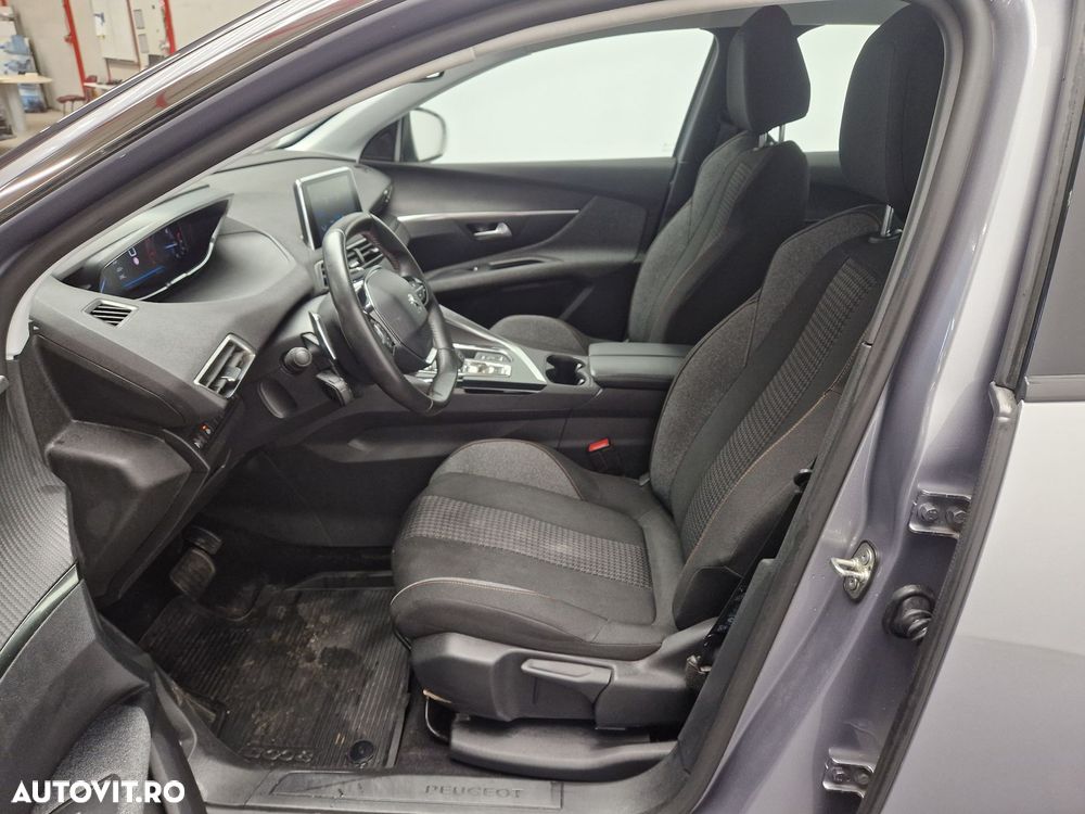 Peugeot 3008 - 3