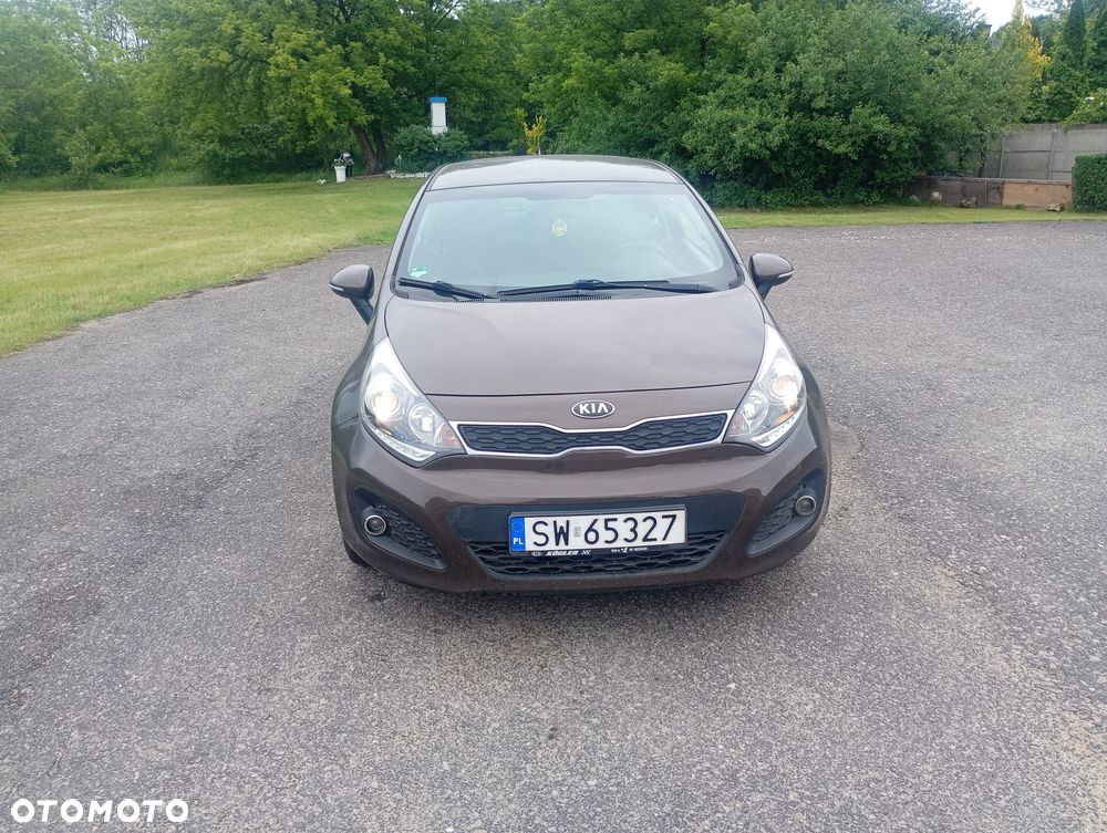 Kia Rio - 6