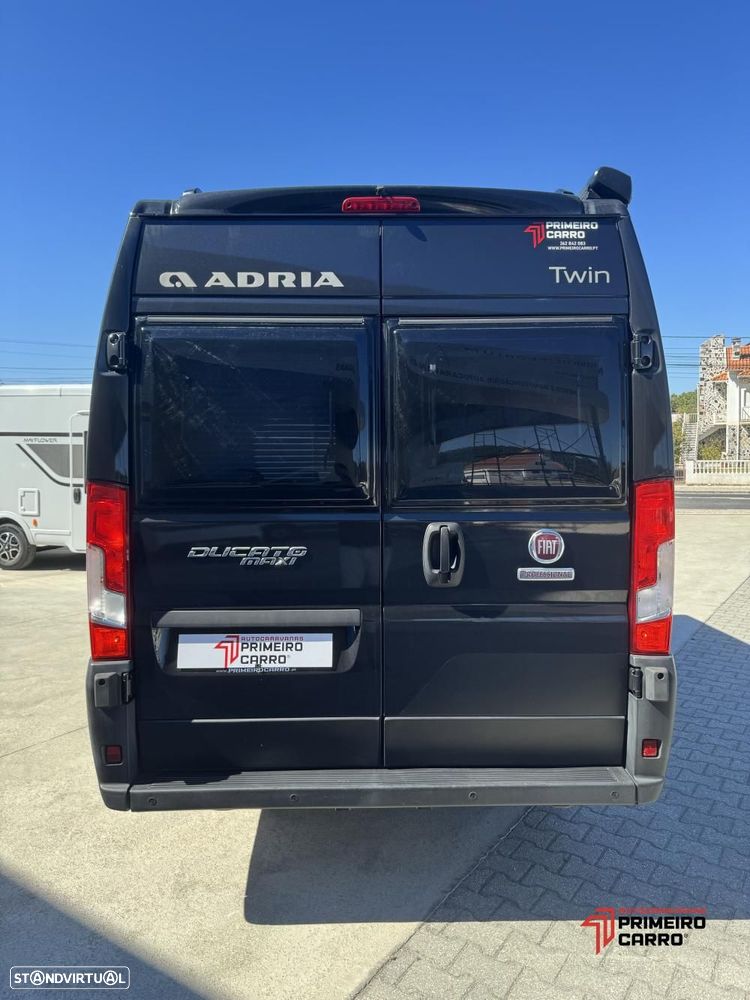 Adria Twin 640 SLB Supreme 180cv Automática - 43