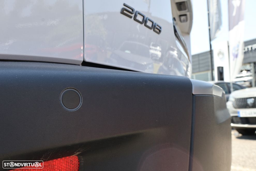 Peugeot 2008 1.2 Hybrid Allure e-DCS6 - 6