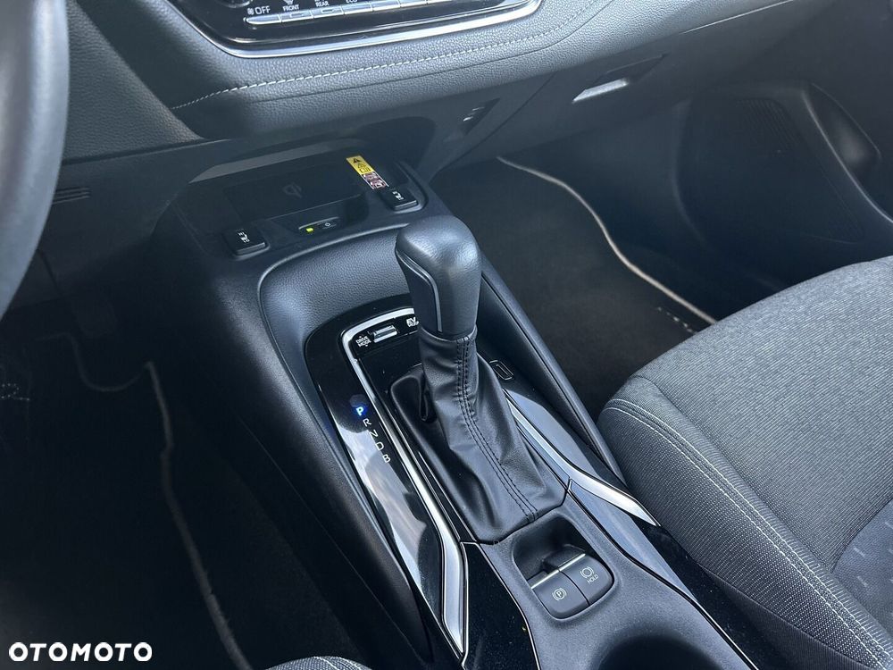 Toyota Corolla 1.8 Hybrid Comfort - 19