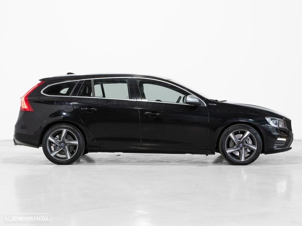 Volvo V60 D6 Twin Engine Geartronic RDesign - 2