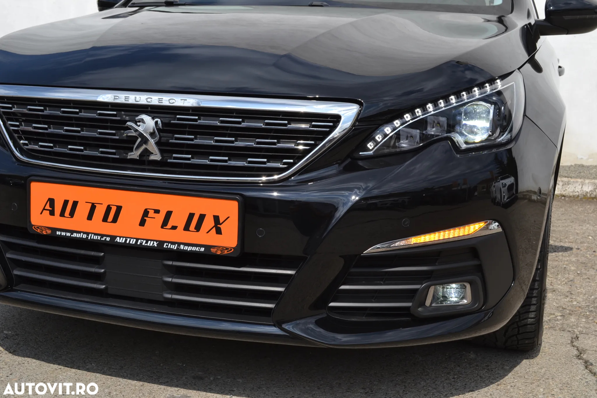 Peugeot 308 PureTech 130 EAT8 Allure - 35