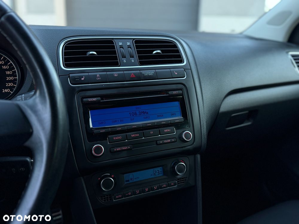 Volkswagen Polo 1.2 12V Highline - 13