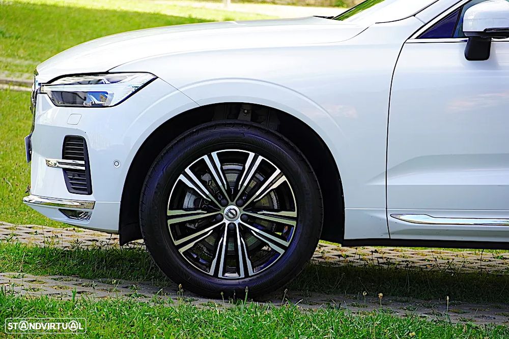 Volvo XC 60 2.0 B4 Inscription Geartronic - 4