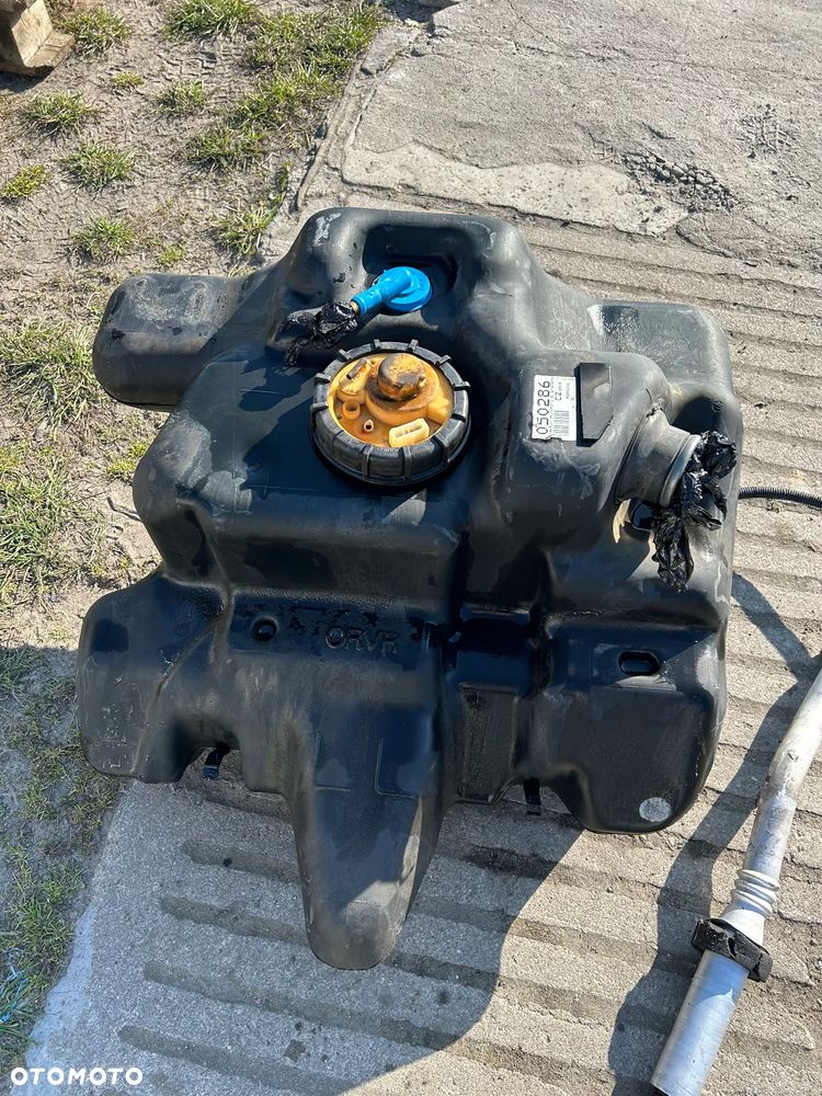 ZBIORNIK PALIWA BAK PORSCHE BOXSTER 986 - 3