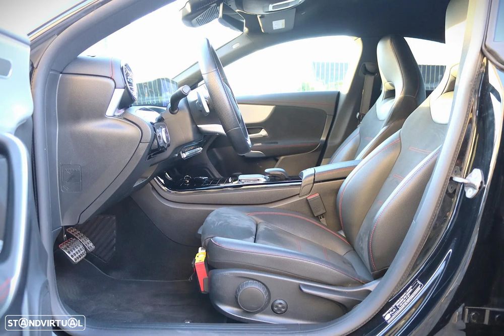 Mercedes-Benz CLA 250 e 8G-DCT AMG Line - 14