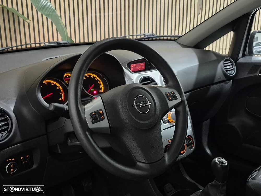 Opel Corsa 1.2 Cosmo - 9