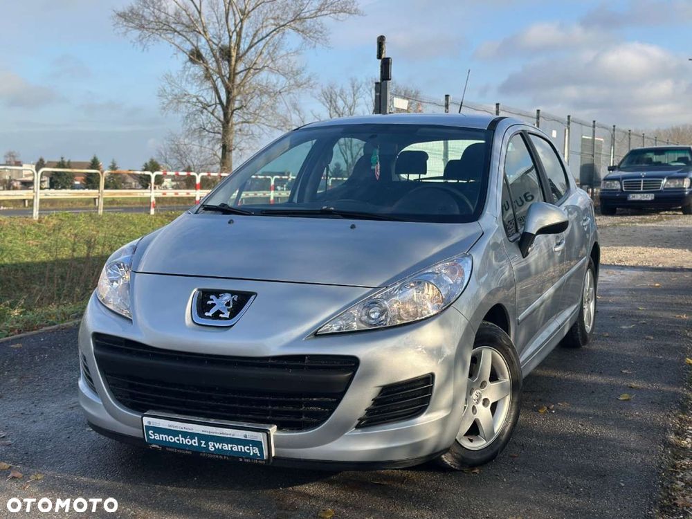 Peugeot 207 - 16