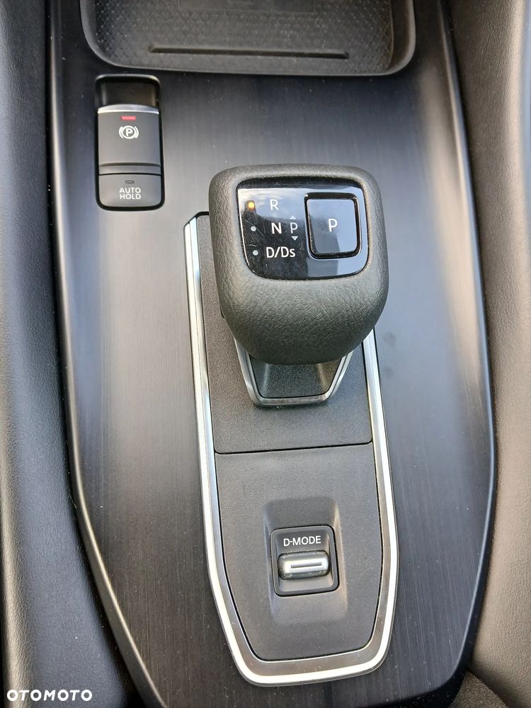 Nissan Qashqai - 12