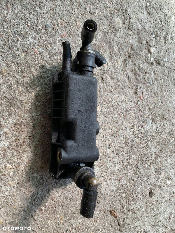 Rozdzielacz paliwa Fiat Stilo Doblo I Punto II 1.9 JTD 46802879