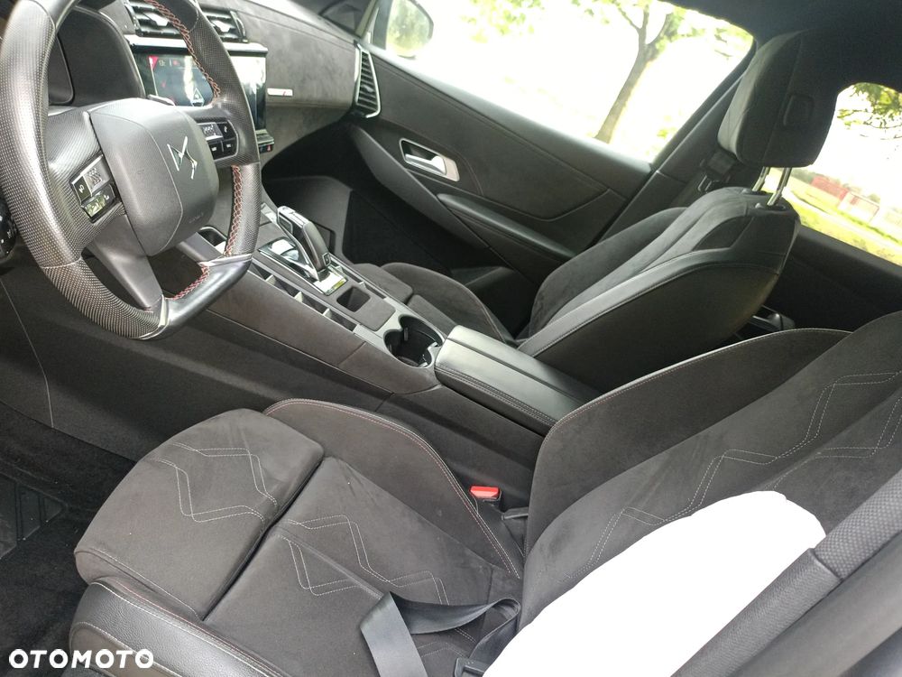 DS Automobiles DS 7 Crossback 1.6 PureTech Performance Line + - 11