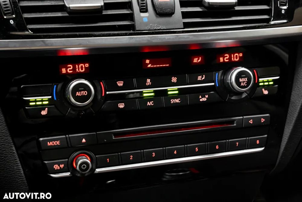 BMW X3 xDrive30d AT xLine - 32