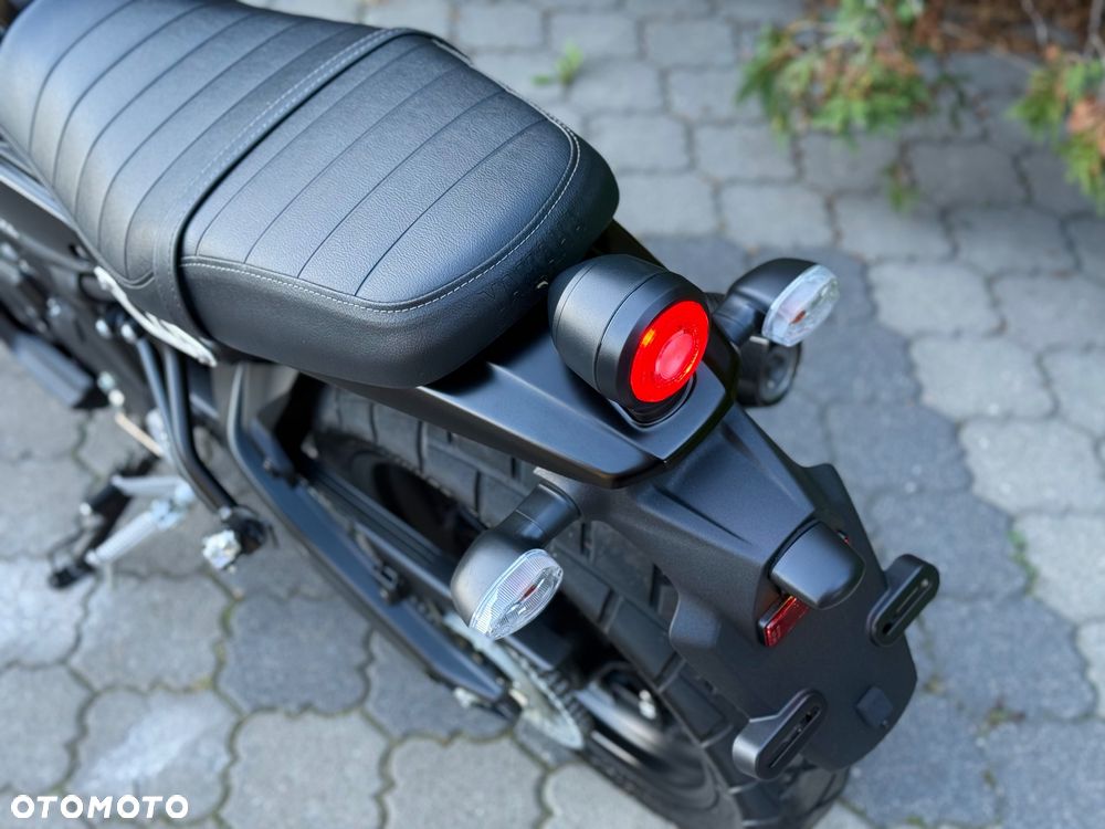 Yamaha XSR - 36