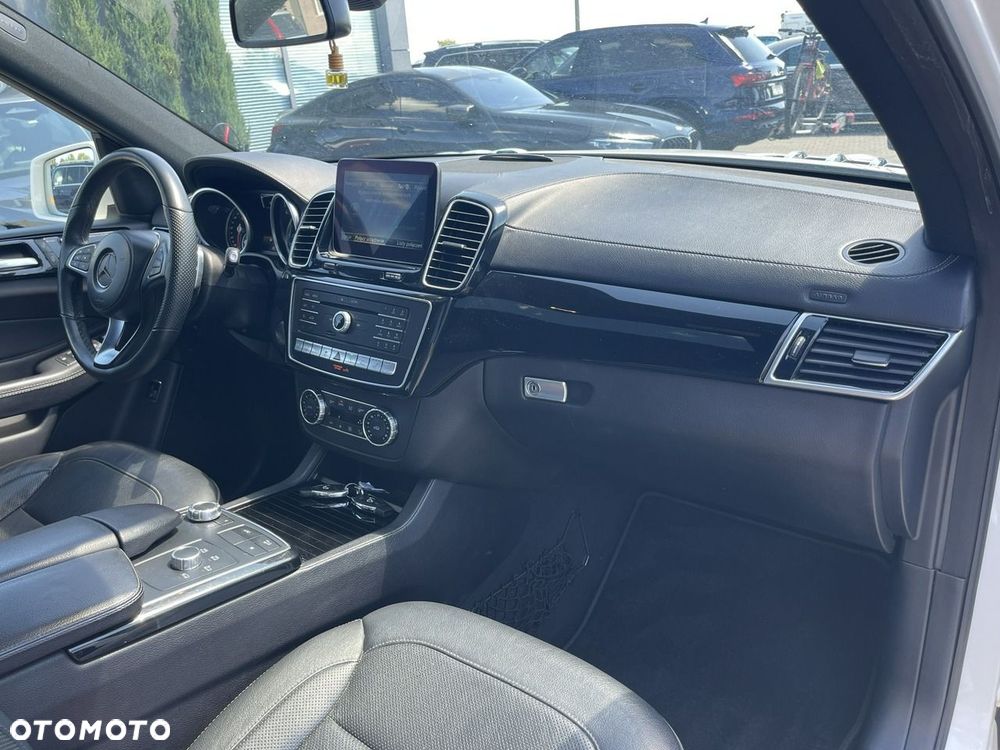 Mercedes-Benz GLS 350 d 4Matic 9G-TRONIC - 12