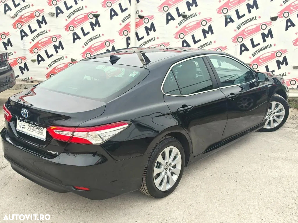 Toyota Camry 2.5 Hybrid Dynamic - 11