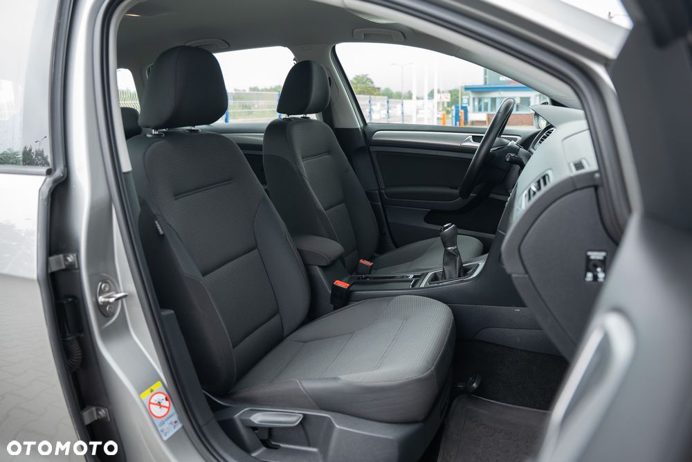Volkswagen Golf Variant 1.6 TDI BlueMotion Technology Comfortline - 25