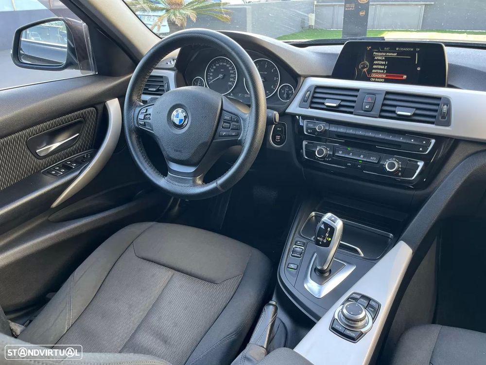 BMW 320 d Touring Aut. M Sport - 25