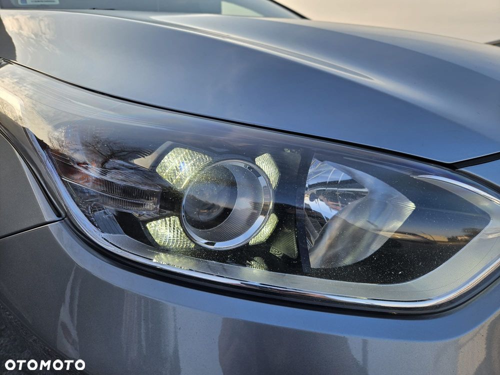 Kia Ceed 1.6 CRDi SCR L Business Line - 10