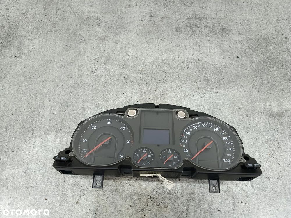 LICZNIK VW PASSAT B6 3C0920860K V0007000 1.9 TDI - 8