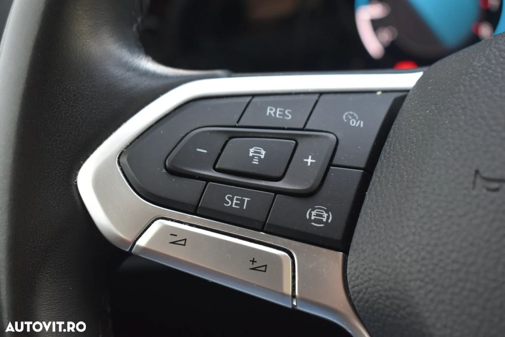 VOLKSWAGEN Golf 2021 — imagine 11