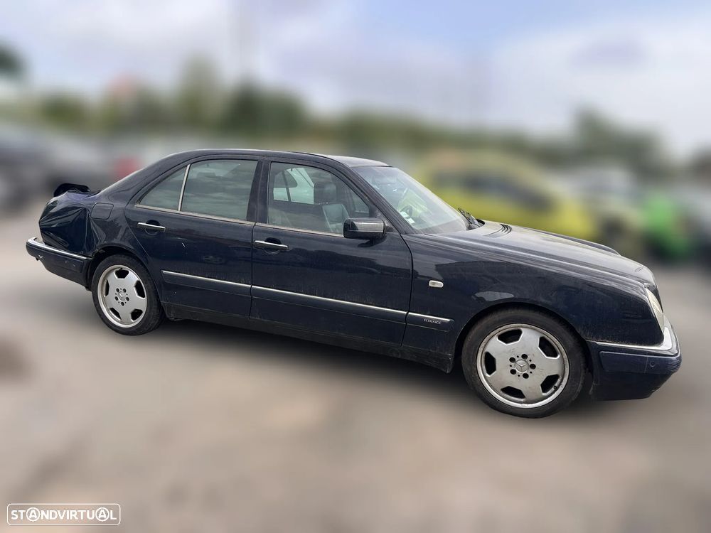 MERCEDES-BENZ Classe E Sedan (W210) E 200 2.0 Kompressor Gasolina 186 cv  137 kW 1997 - 2002 M 111.947 para peças - 4