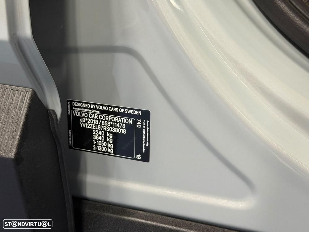 Volvo EX30 69 kWh Single Motor Extended Range Plus - 44