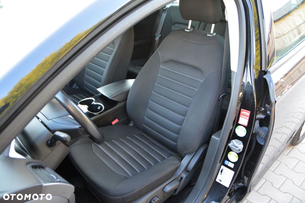 Ford Mondeo - 16
