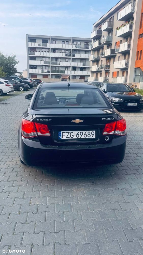 Chevrolet Cruze 1.8 LT - 3