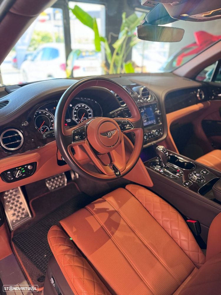 Bentley Bentayga Hybrid - 23