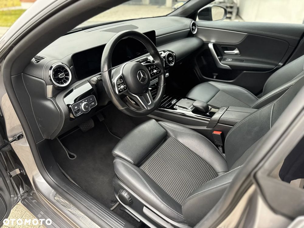 Mercedes-Benz CLA 200 d 8G-DCT Special Edition - 27