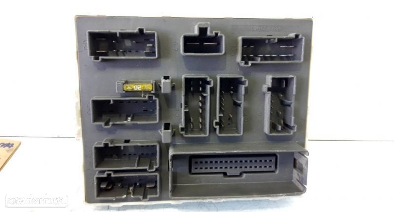 Caixa Fusiveis Ford Focus (Daw, Dbw) - 2