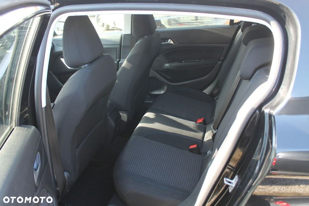 Peugeot 308 - 10