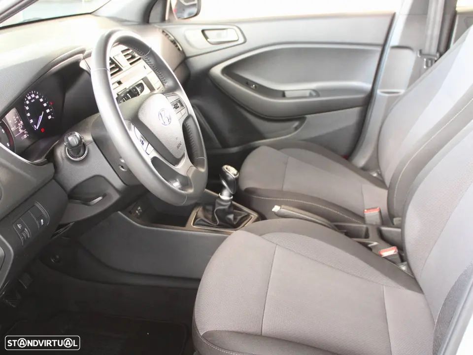 Hyundai i20 - 5
