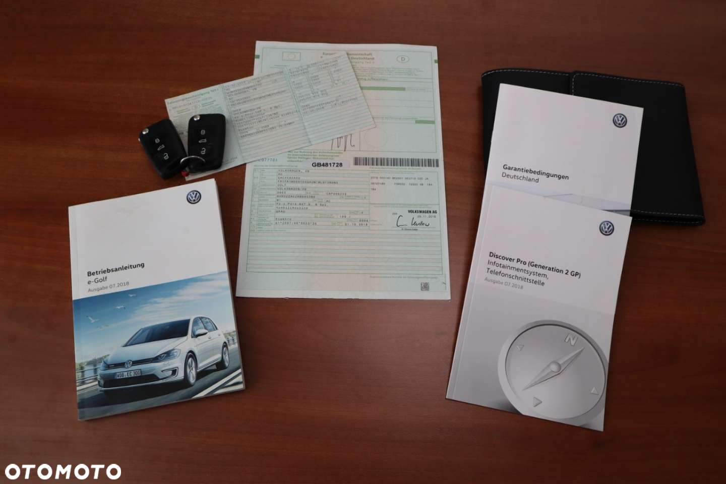 Volkswagen Golf e-Golf - 16