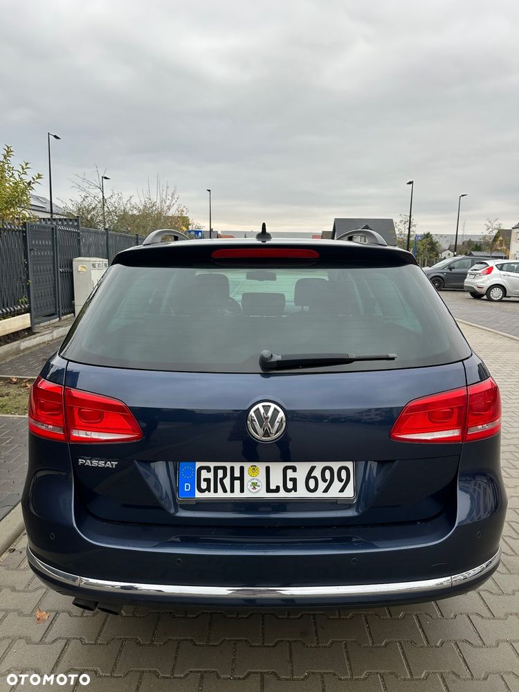 Volkswagen Passat - 15