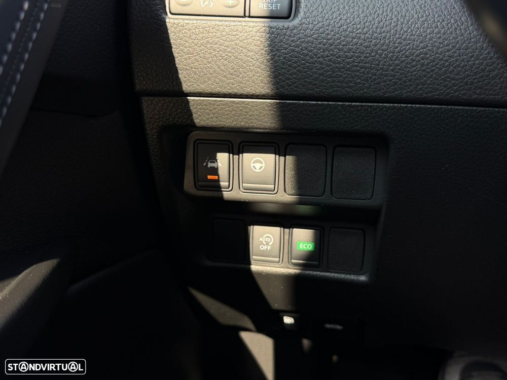 Nissan Qashqai 1.6 dCi Tekna Premium Pele Preta Xtronic - 29