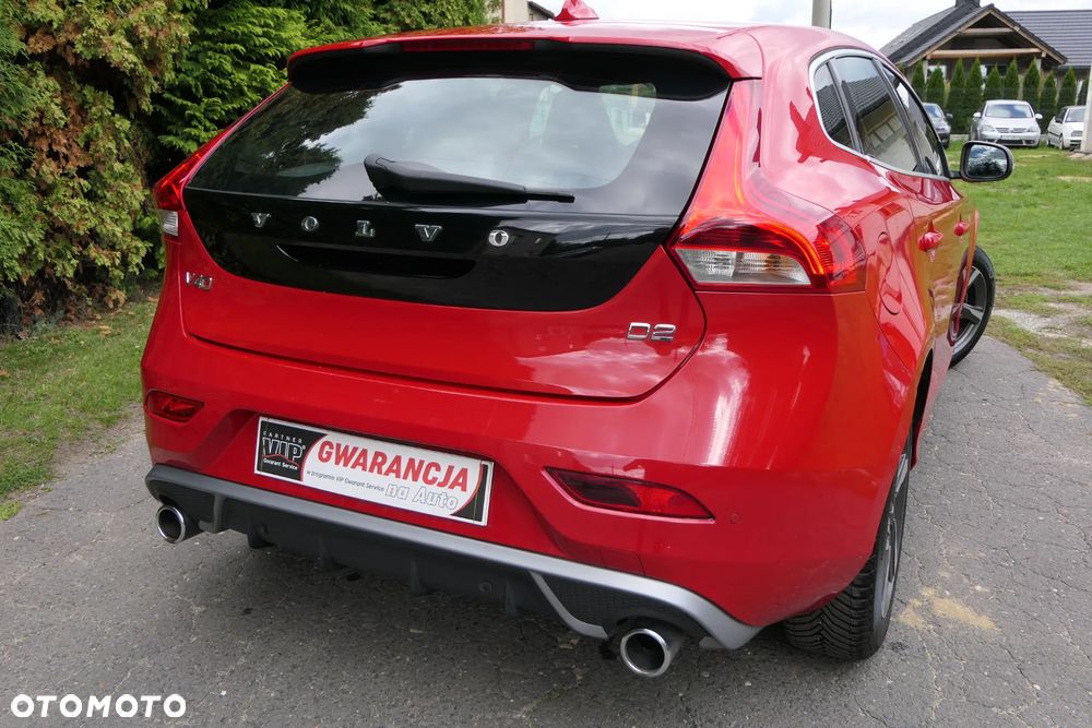 Volvo V40 D2 Drive-E R-Design Momentum - 8