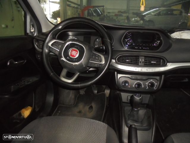 Carro MOT: 55283775 FIAT TIPO 2019 1.3D 95CV 5P CINZA DIESEL - 9